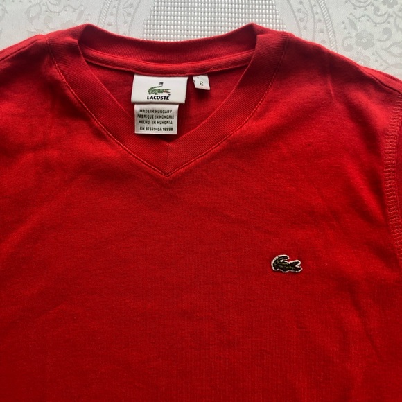Lacoste Girls Size 38 (6) (XS-S) Red V-Neck T-Shirt Short Sleeves Logo Casual - Picture 4 of 15